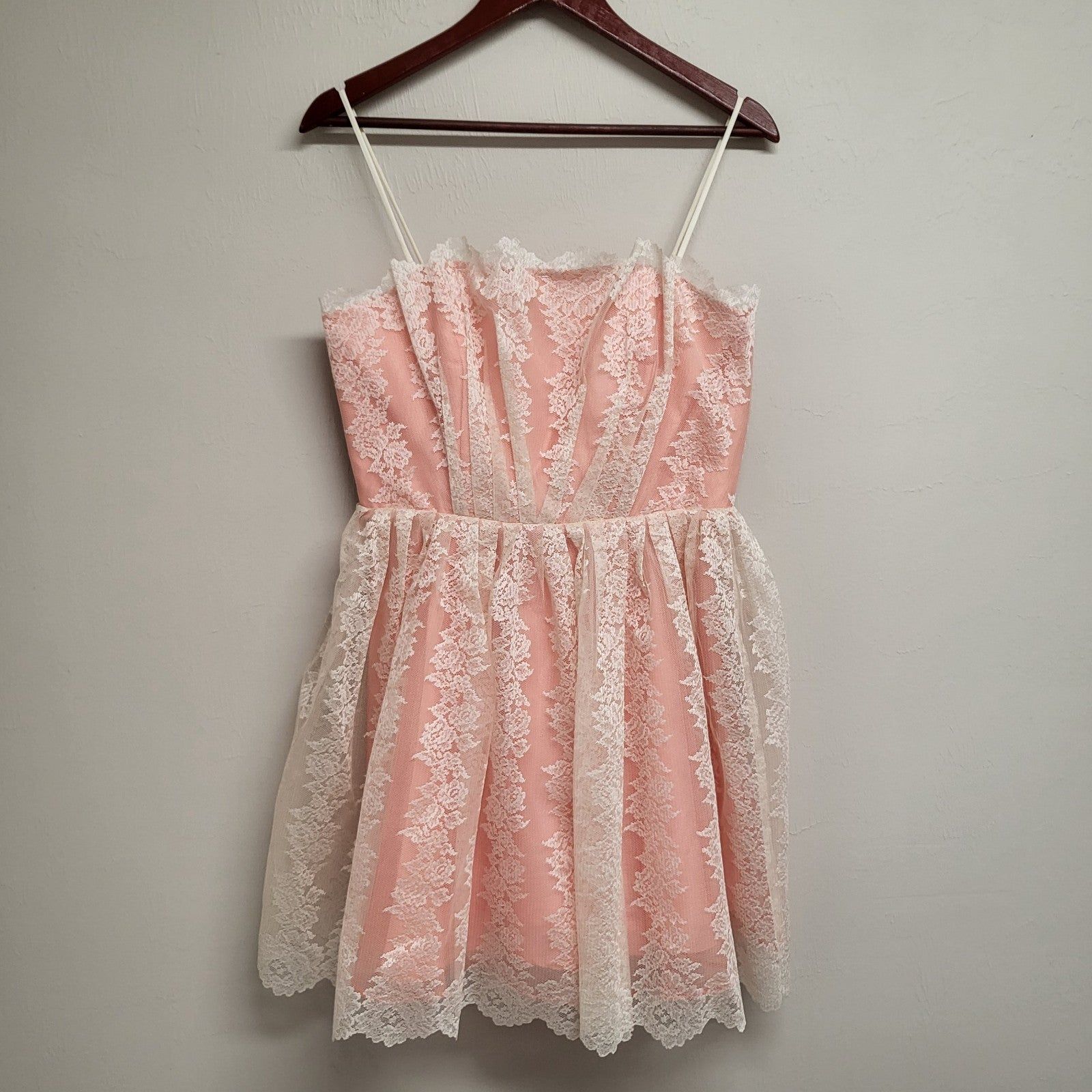 Nwt Topshop Womens Pink Floral Lace Mini Dress Size 8